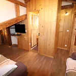 La Corniche Avec Sauna Chalé *