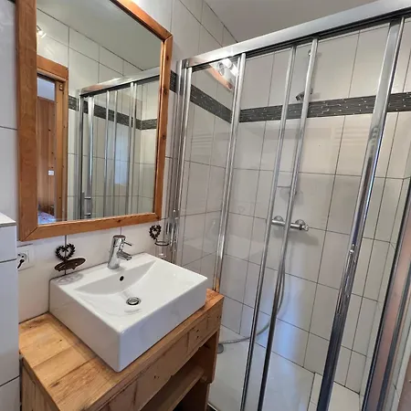 Chalet La Corniche Avec Sauna *